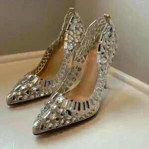 MWOT Bonnie Crystal Studded Translucent Pump (Women)
AZALEA WANG SZ 6